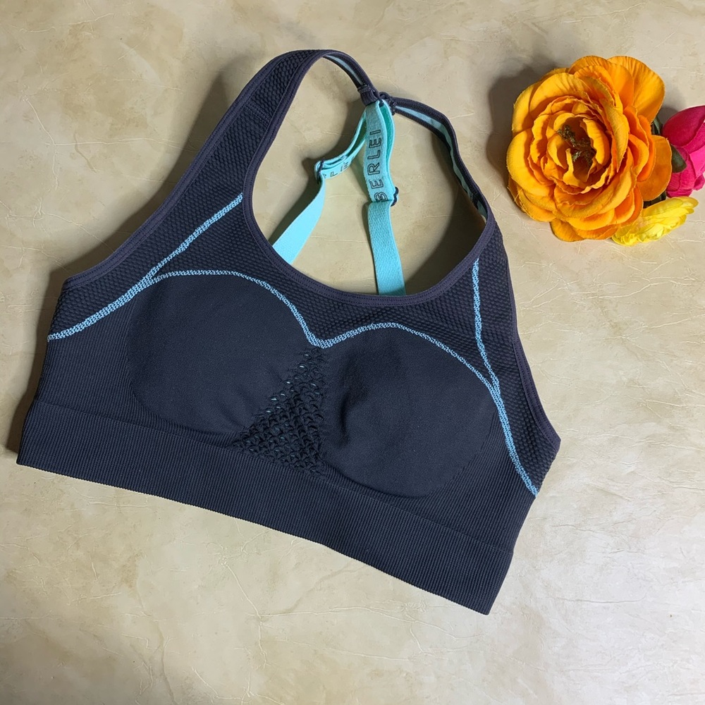 Berlei Sports Bra